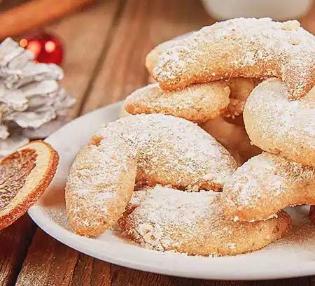 Teller mit Vannillekipferl.