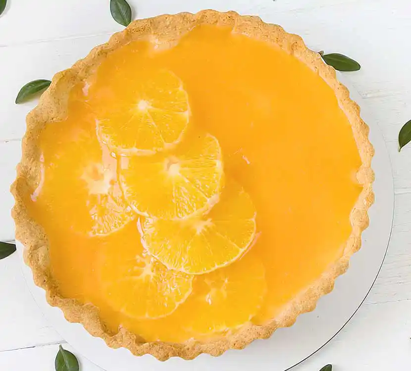 Ganzer Orangenkuchen.