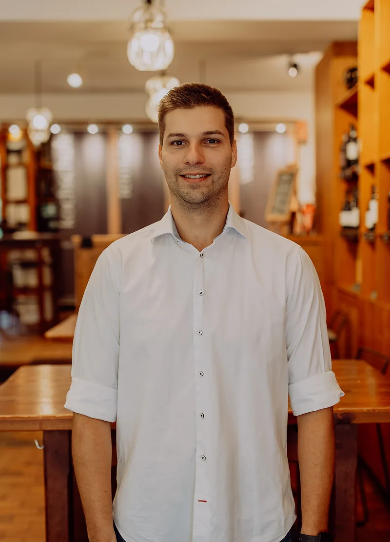 Martin Pletzer, Service
